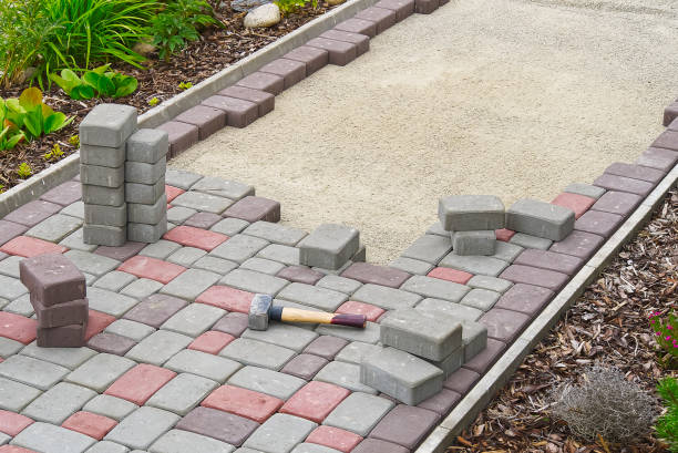 Best Local Driveway Pavers  in Jeanerette, LA